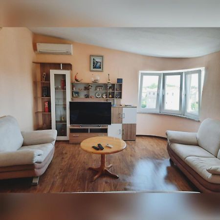 Apartman Julienne Kaštela 外观 照片