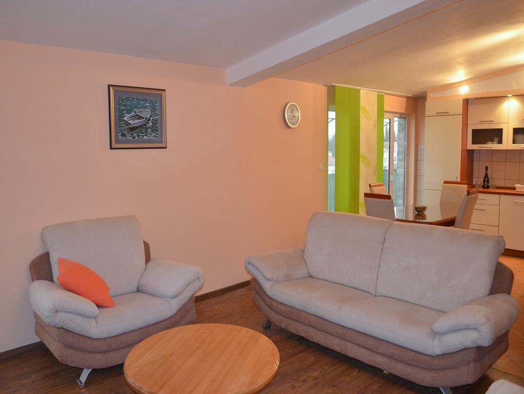 Apartman Julienne Kaštela 外观 照片