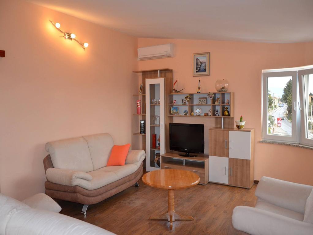 Apartman Julienne Kaštela 客房 照片