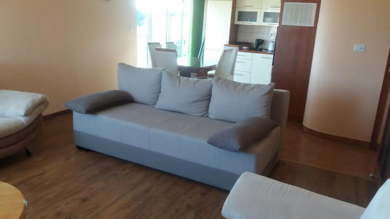Apartman Julienne Kaštela 外观 照片